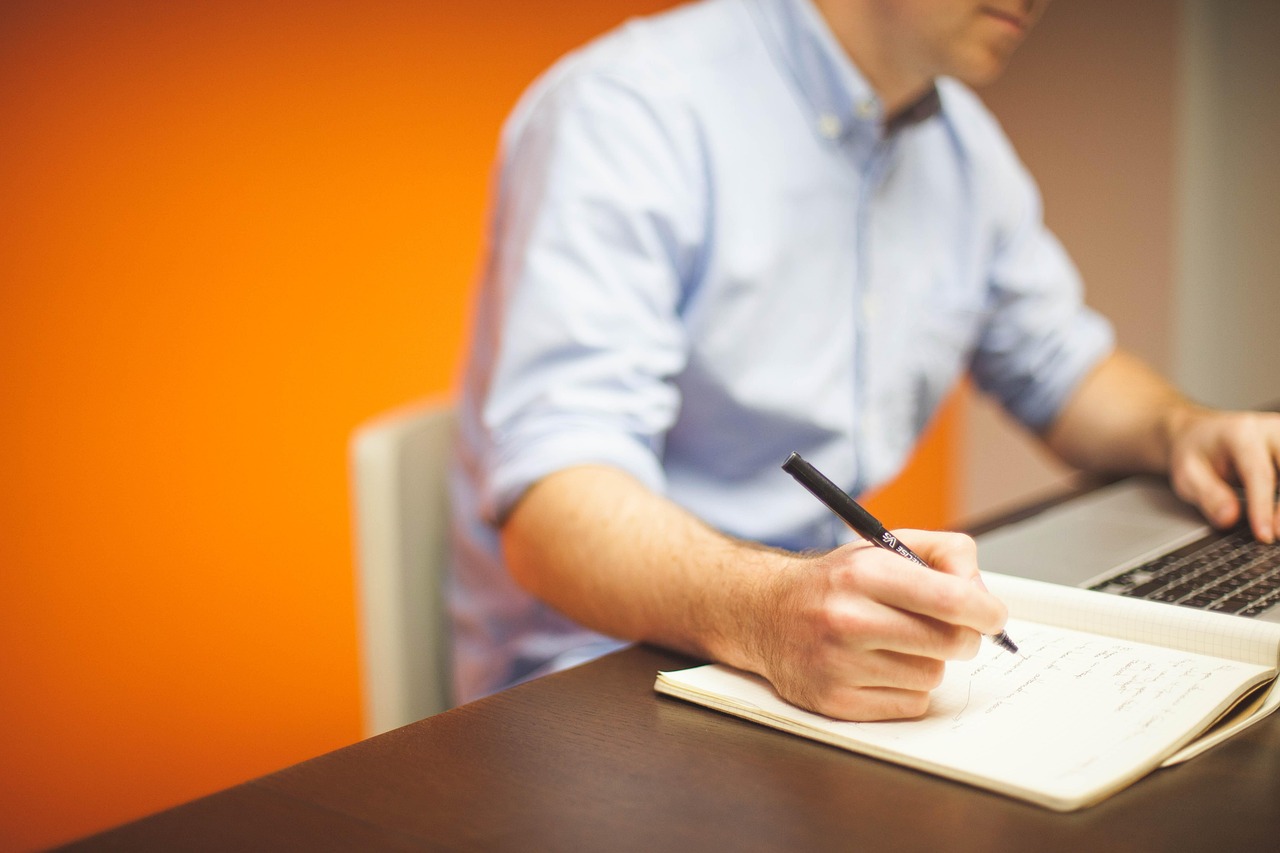Office, startup, business — Bank-Free Borrowing: Exploring Payday Loans Without Bank Verification